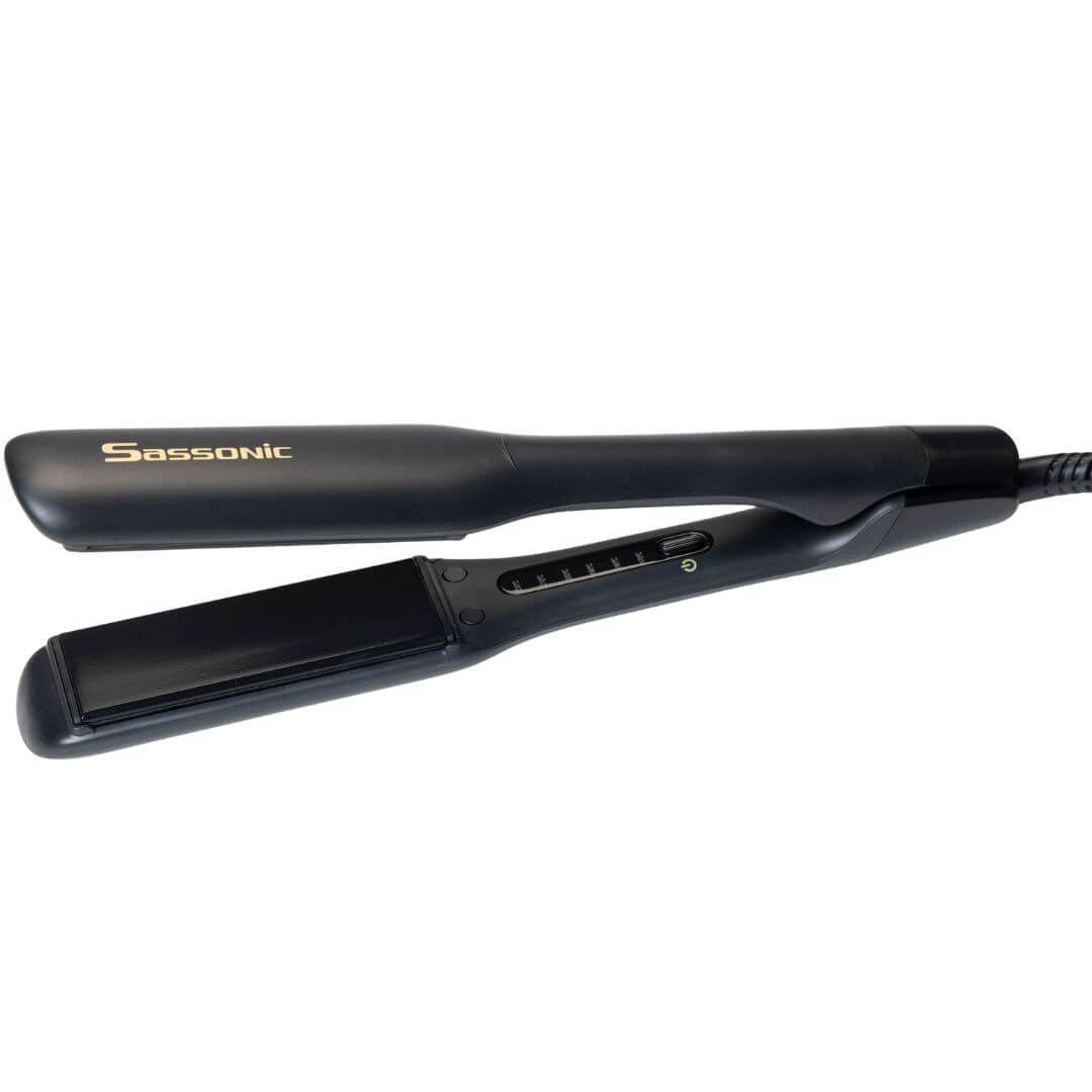 מחליק שיער מבית SASSONIC עם פלטה רחבה דגם ESE-295 מחליק שיער מבית SASSONIC עם פלטה רחבה דגם ESE-295
