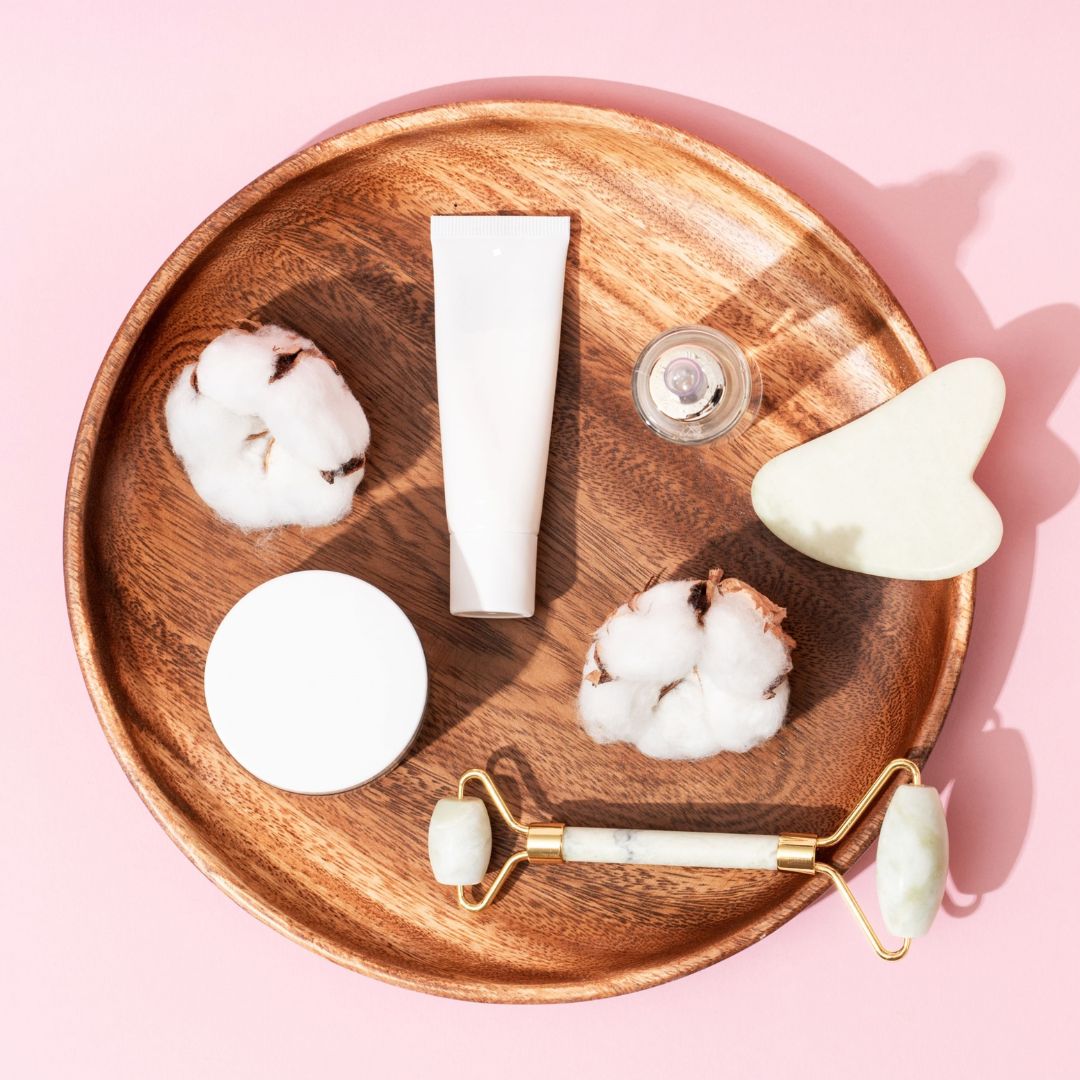 ����� ����